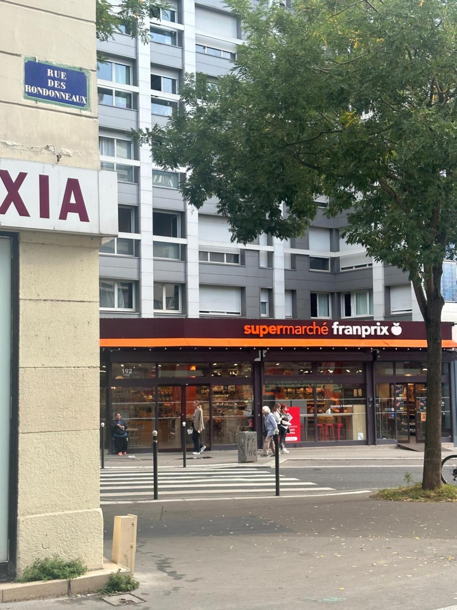 Metro Gambetta Apartment Paris Exterior foto