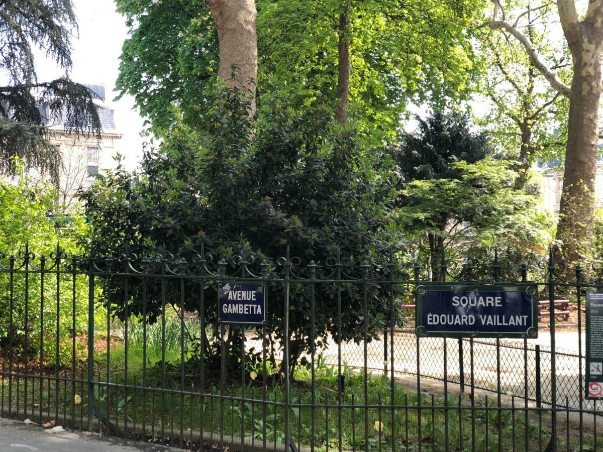 Metro Gambetta Apartment Paris Exterior foto